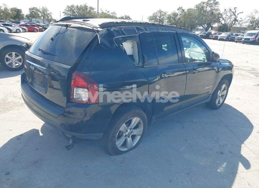 Photo 4 of 2014 Jeep Compass SPORT (VIN 1C4NJCBB3ED648001)