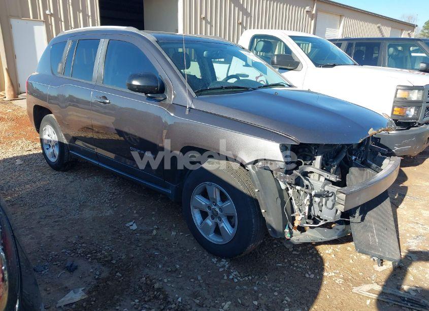 2016 Jeep Compass SPORT (VIN 1C4NJCBB3GD765130) main photo