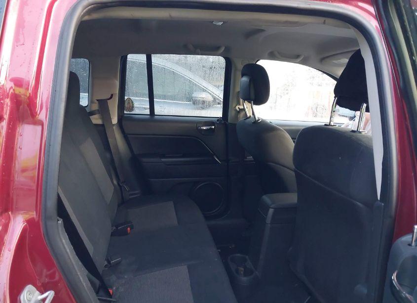 Photo 8 of 2012 Jeep Compass SPORT (VIN 1C4NJCBB4CD661000)