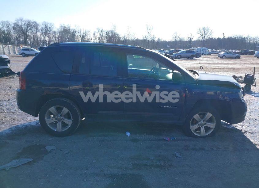 Photo 13 of 2014 Jeep Compass SPORT (VIN 1C4NJCBB4ED737866)