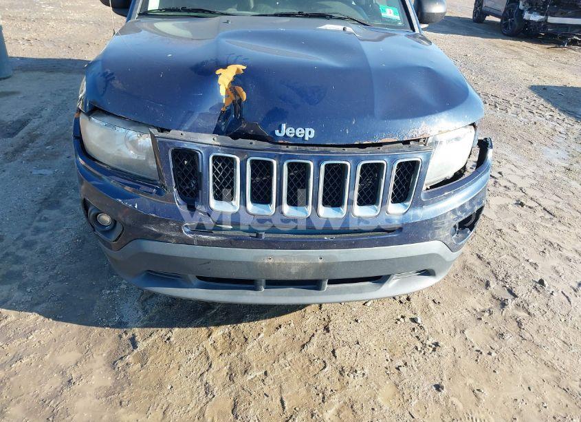 Photo 6 of 2014 Jeep Compass SPORT (VIN 1C4NJCBB4ED737866)