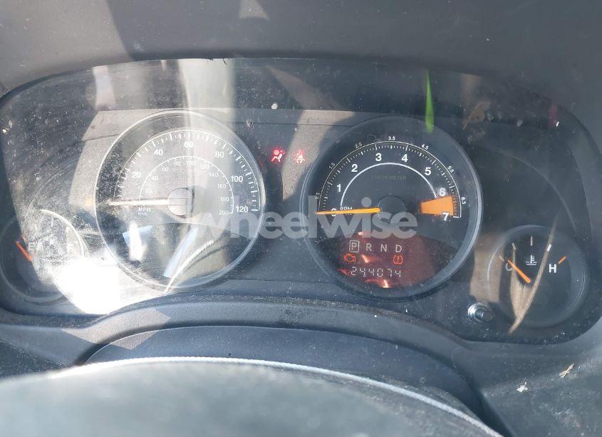 Photo 7 of 2014 Jeep Compass SPORT (VIN 1C4NJCBB4ED737866)