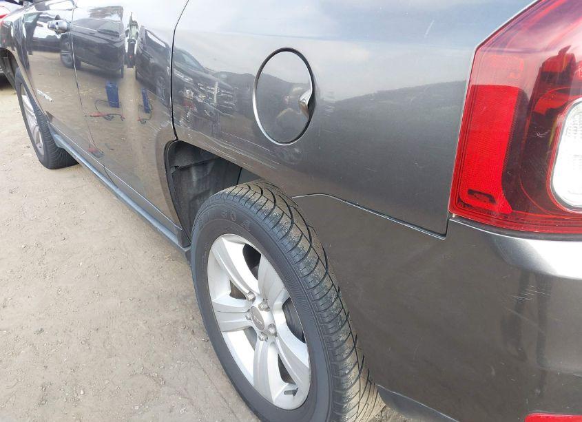 Photo 16 of 2014 Jeep Compass SPORT (VIN 1C4NJCBB4ED789823)