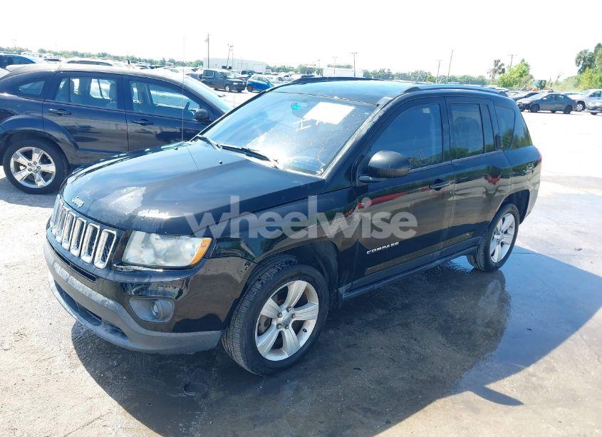Photo 2 of 2013 Jeep Compass SPORT (VIN 1C4NJCBB5DD103013)
