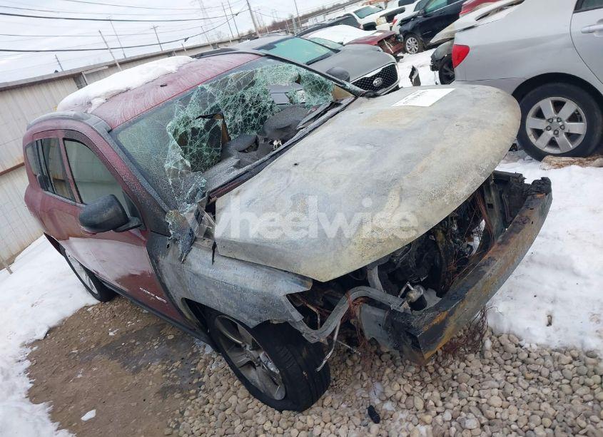 2013 Jeep Compass (VIN 1C4NJCBB5DD250447) main photo