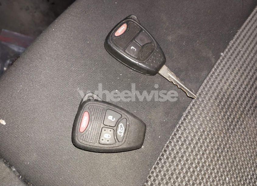 Photo 11 of 2013 Jeep Compass (VIN 1C4NJCBB5DD250447)