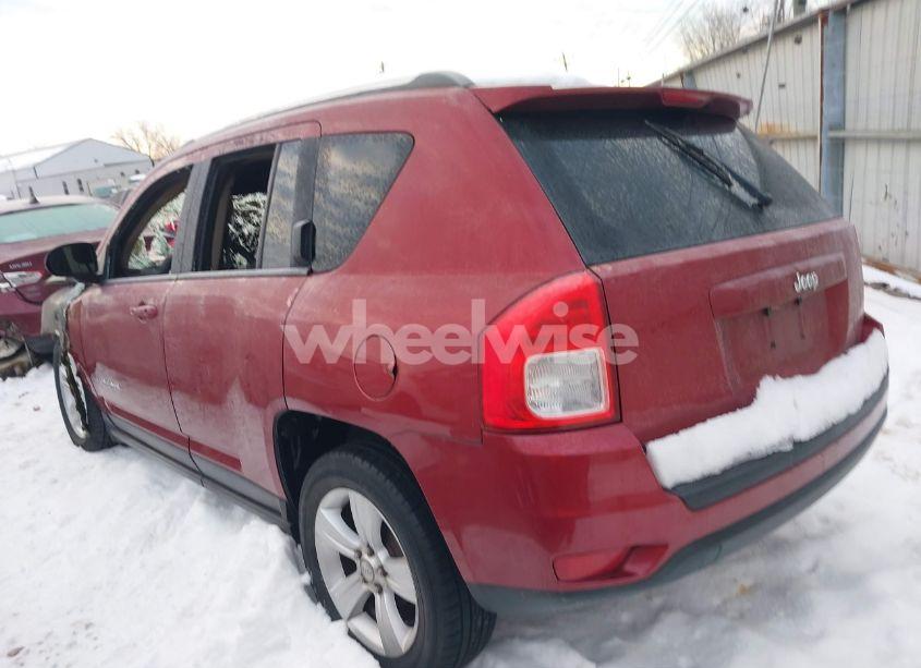 Photo 3 of 2013 Jeep Compass (VIN 1C4NJCBB5DD250447)