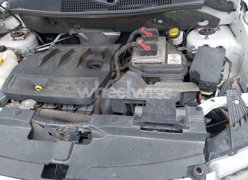 Photo 10 of 2014 Jeep Compass SPORT (VIN 1C4NJCBB5ED624248)