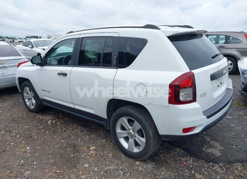 Photo 3 of 2014 Jeep Compass SPORT (VIN 1C4NJCBB5ED624248)
