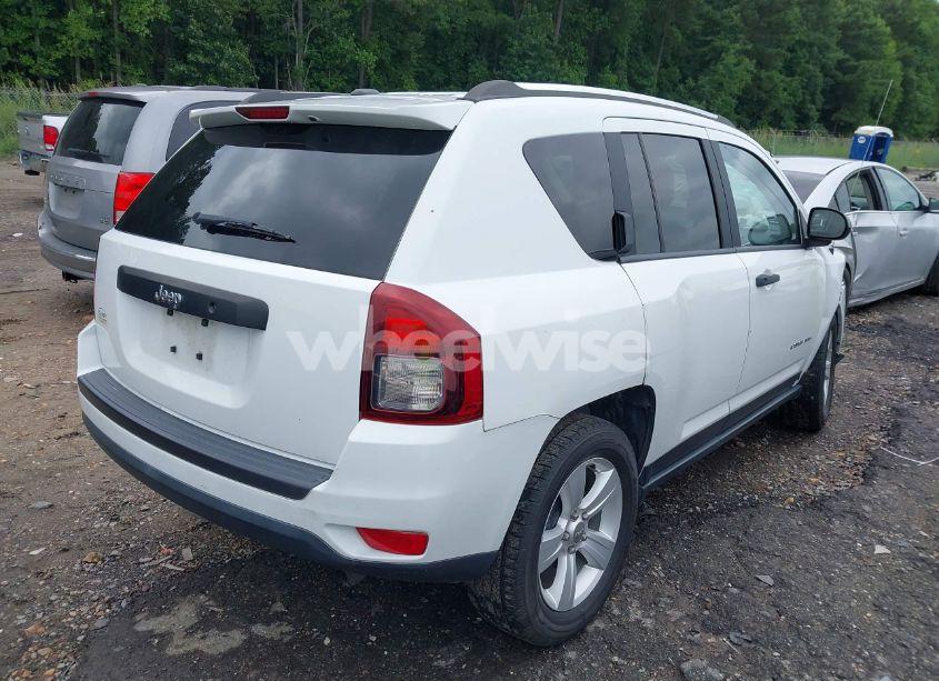 Photo 4 of 2014 Jeep Compass SPORT (VIN 1C4NJCBB5ED624248)