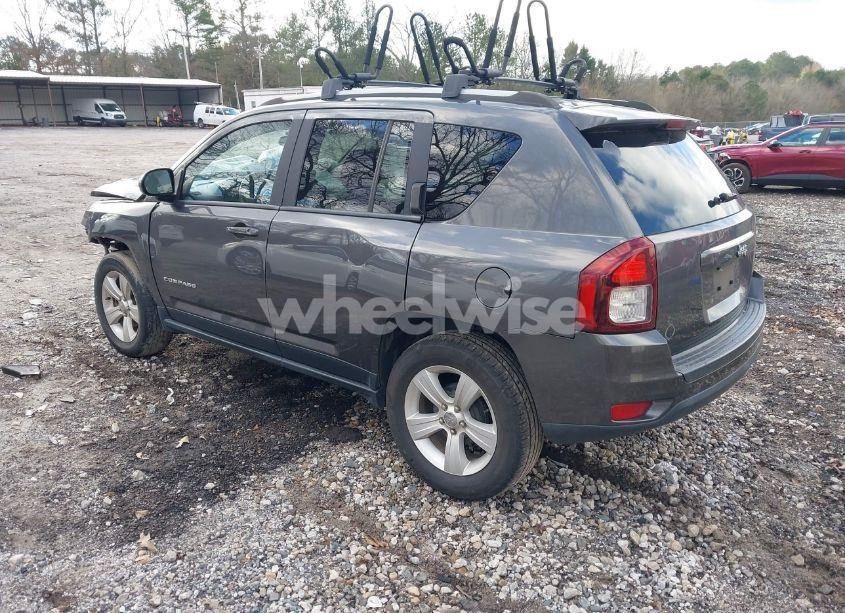 Photo 3 of 2015 Jeep Compass SPORT (VIN 1C4NJCBB5FD362054)
