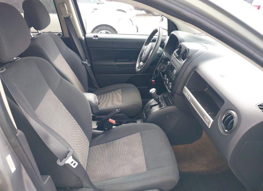 Photo 5 of 2016 Jeep Compass SPORT (VIN 1C4NJCBB5GD681732)