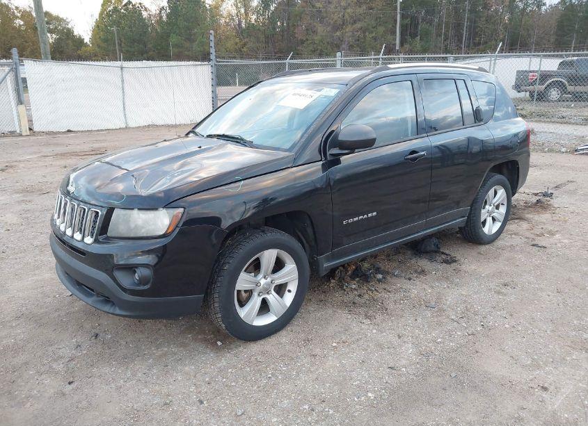 Photo 2 of 2014 Jeep Compass SPORT (VIN 1C4NJCBB6ED819419)