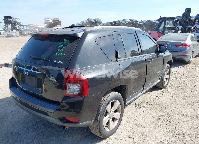 Photo 4 of 2014 Jeep Compass SPORT (VIN 1C4NJCBB6ED889535)