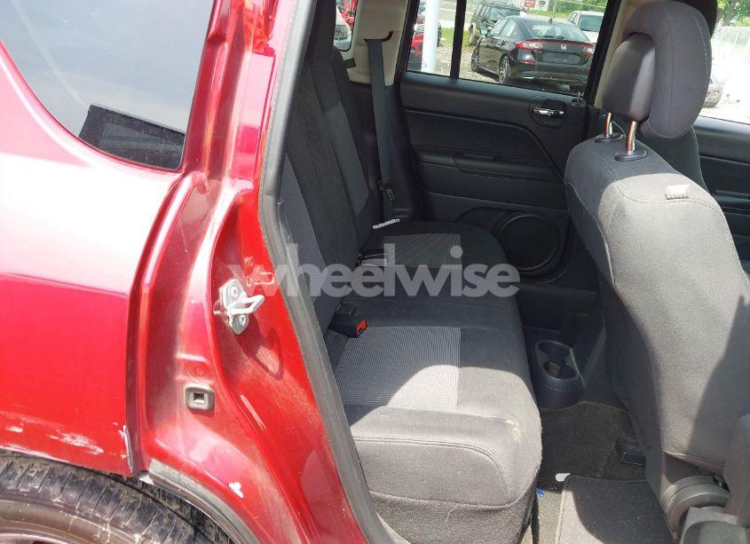 Photo 8 of 2015 Jeep Compass SPORT (VIN 1C4NJCBB8FD152600)