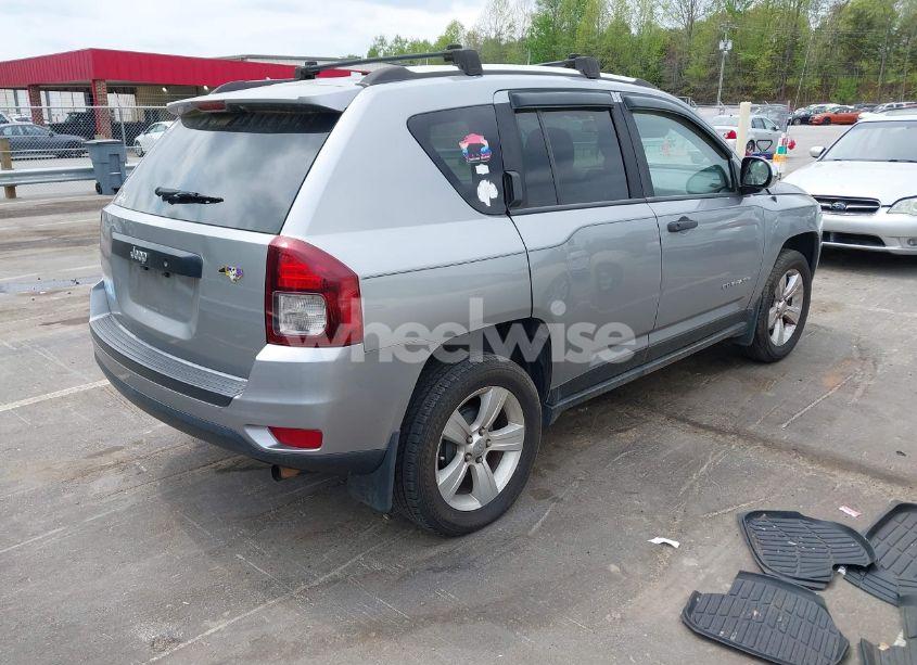 Photo 4 of 2014 Jeep Compass SPORT (VIN 1C4NJCBB9ED754355)