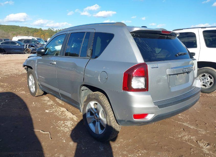 Photo 3 of 2014 Jeep Compass SPORT (VIN 1C4NJCBB9ED754551)