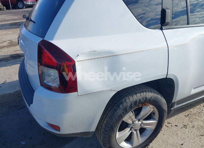 Photo 14 of 2014 Jeep Compass SPORT (VIN 1C4NJCBB9ED869814)