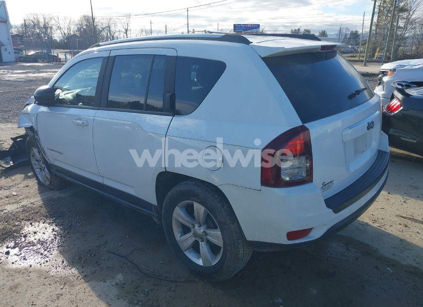 Photo 3 of 2014 Jeep Compass SPORT (VIN 1C4NJCBB9ED869814)