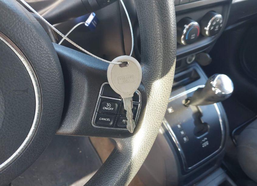 Photo 11 of 2016 Jeep Compass SPORT (VIN 1C4NJCBB9GD765052)