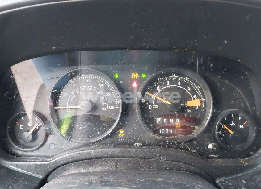 Photo 7 of 2014 Jeep Compass SPORT (VIN 1C4NJCBBXED914002)