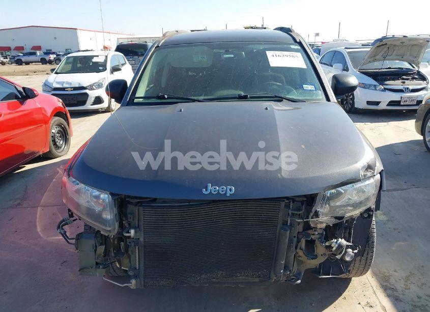 Photo 13 of 2015 Jeep Compass SPORT (VIN 1C4NJCBBXFD274472)
