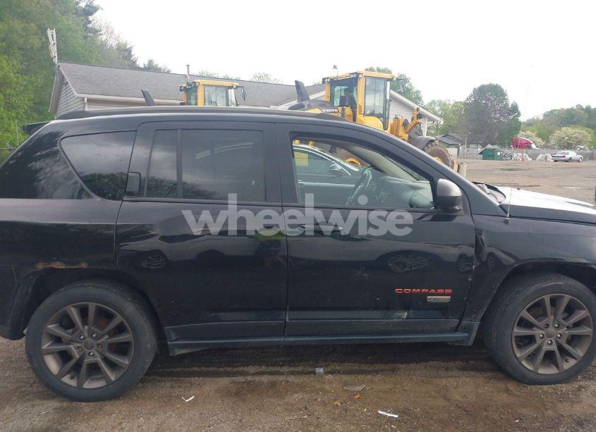 Photo 14 of 2017 Jeep Compass 75TH ANNIVERSARY EDITION FWD (VIN 1C4NJCBBXHD119701)