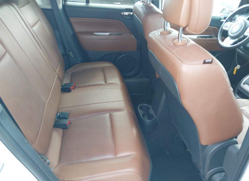 Photo 8 of 2014 Jeep Compass LIMITED (VIN 1C4NJCCB3ED652631)