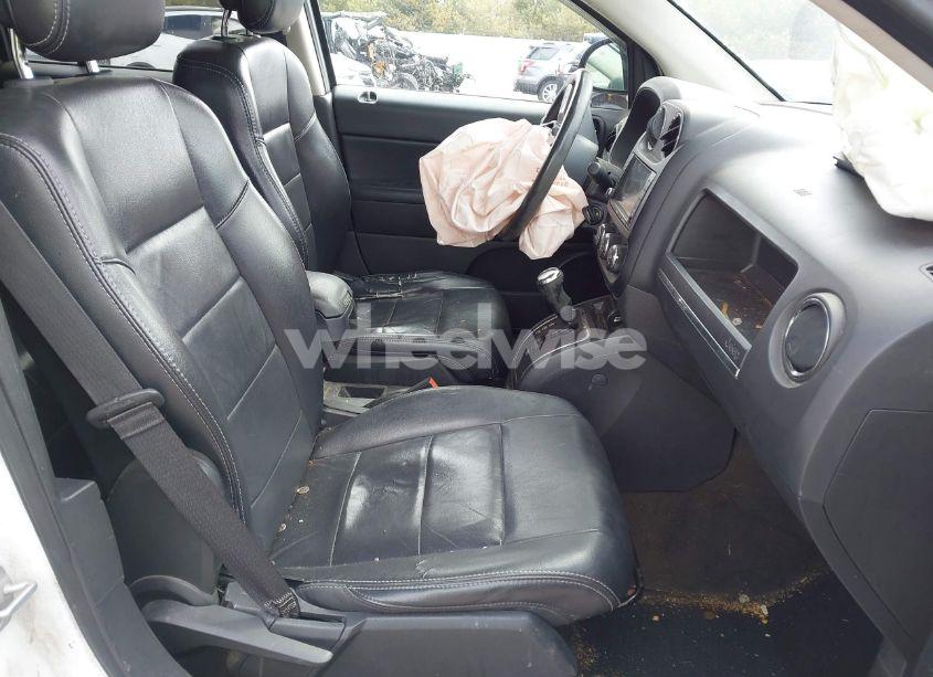 Photo 5 of 2013 Jeep Compass LIMITED (VIN 1C4NJCCB4DD201514)