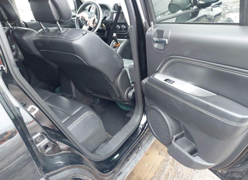 Photo 8 of 2014 Jeep Compass LIMITED (VIN 1C4NJCCB5ED515304)