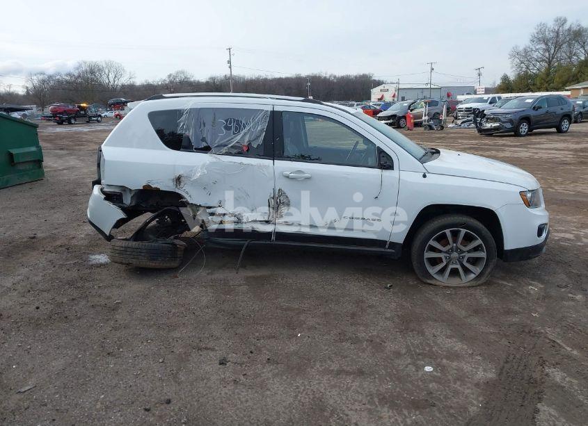 Photo 14 of 2014 Jeep Compass LIMITED (VIN 1C4NJCCB6ED672694)