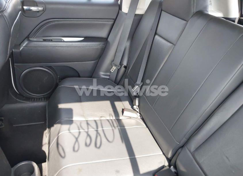 Photo 8 of 2014 Jeep Compass LIMITED (VIN 1C4NJCCB6ED672694)