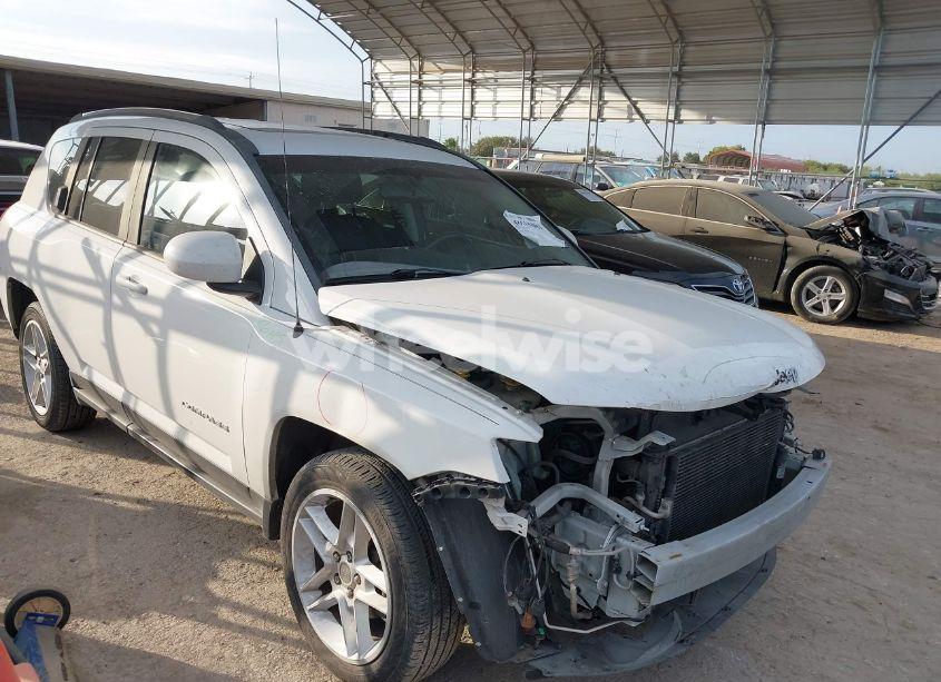 2014 Jeep Compass LIMITED (VIN 1C4NJCCB7ED620622) main photo