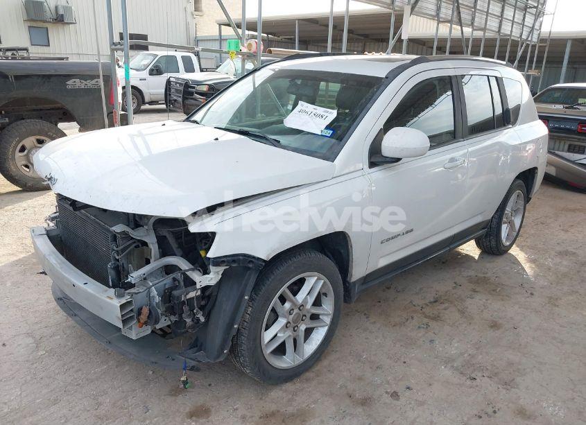 Photo 2 of 2014 Jeep Compass LIMITED (VIN 1C4NJCCB7ED620622)