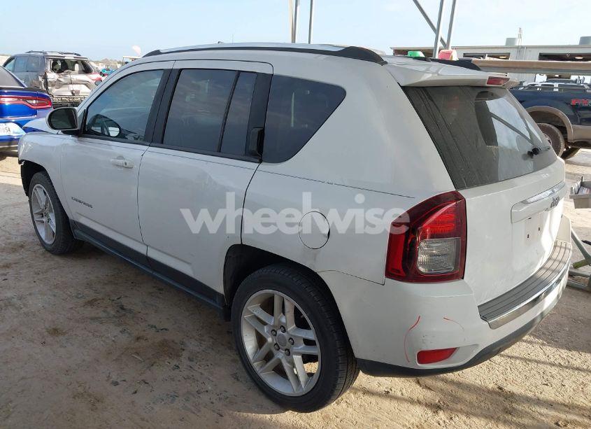 Photo 3 of 2014 Jeep Compass LIMITED (VIN 1C4NJCCB7ED620622)