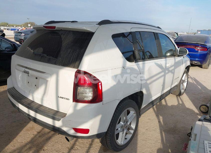 Photo 4 of 2014 Jeep Compass LIMITED (VIN 1C4NJCCB7ED620622)