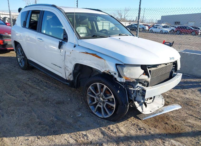 2014 Jeep Compass LIMITED (VIN 1C4NJCCB8ED652723) main photo