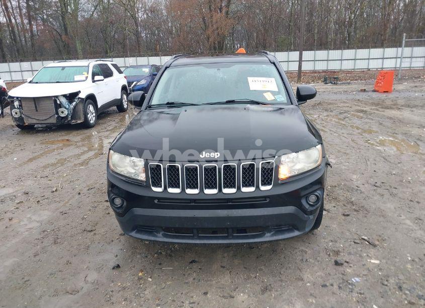 Photo 13 of 2013 Jeep Compass LIMITED (VIN 1C4NJCCBXDD141142)