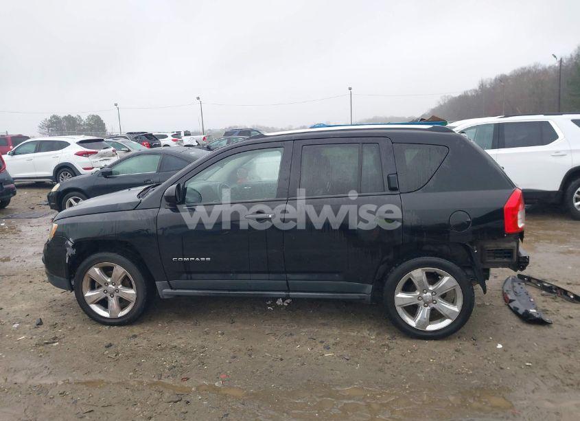 Photo 15 of 2013 Jeep Compass LIMITED (VIN 1C4NJCCBXDD141142)