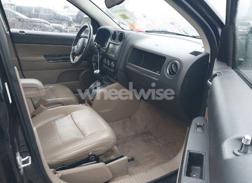 Photo 5 of 2013 Jeep Compass LIMITED (VIN 1C4NJCCBXDD141142)