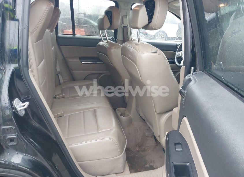 Photo 8 of 2013 Jeep Compass LIMITED (VIN 1C4NJCCBXDD141142)