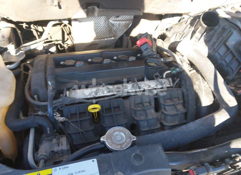 Photo 10 of 2014 Jeep Compass LATITUDE (VIN 1C4NJCEA0ED522701)