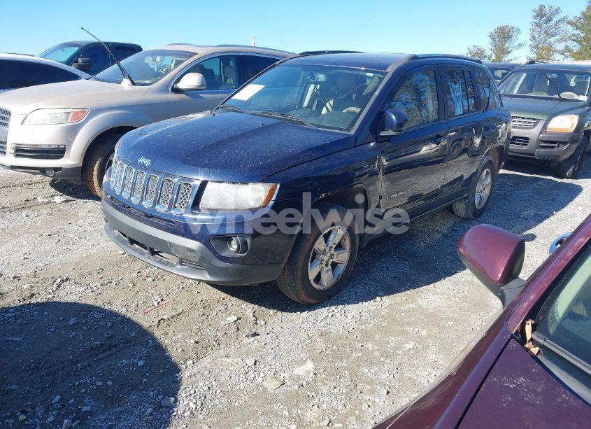 Photo 2 of 2014 Jeep Compass LATITUDE (VIN 1C4NJCEA0ED522701)
