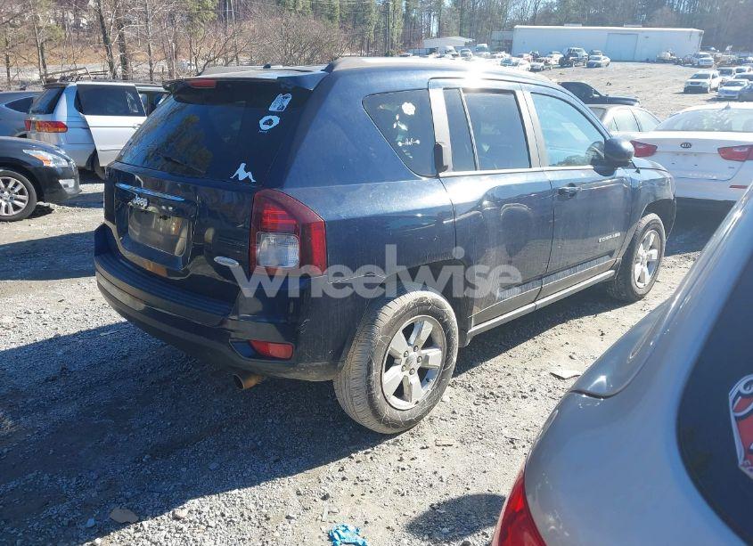 Photo 4 of 2014 Jeep Compass LATITUDE (VIN 1C4NJCEA0ED522701)