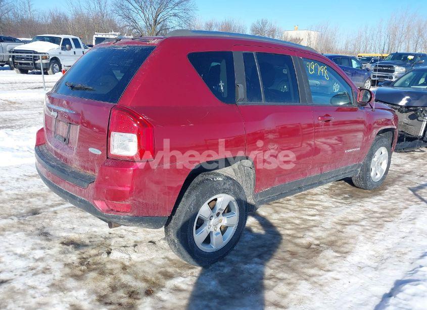 Photo 4 of 2014 Jeep Compass LATITUDE (VIN 1C4NJCEA0ED550580)