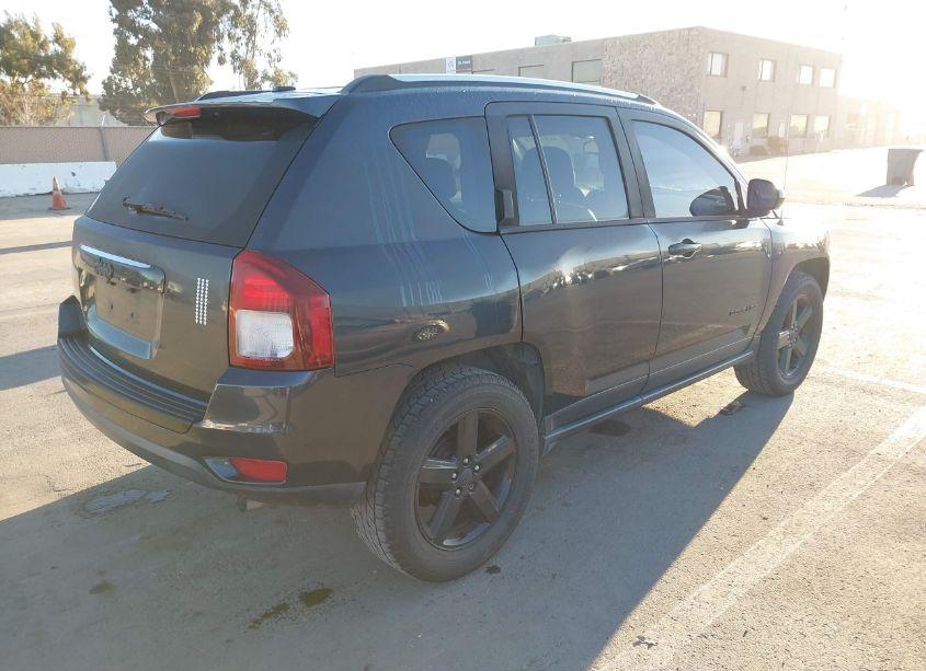 Photo 4 of 2014 Jeep Compass HIGH ALTITUDE (VIN 1C4NJCEA0ED853326)