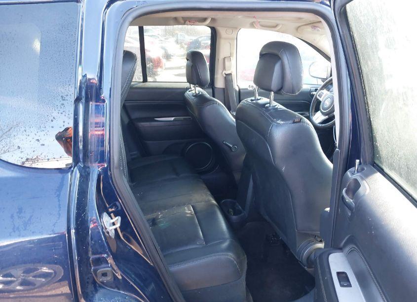 Photo 8 of 2016 Jeep Compass HIGH ALTITUDE EDITION (VIN 1C4NJCEA0GD792854)