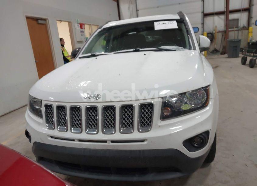 Photo 12 of 2017 Jeep Compass LATITUDE FWD (VIN 1C4NJCEA1HD116169)