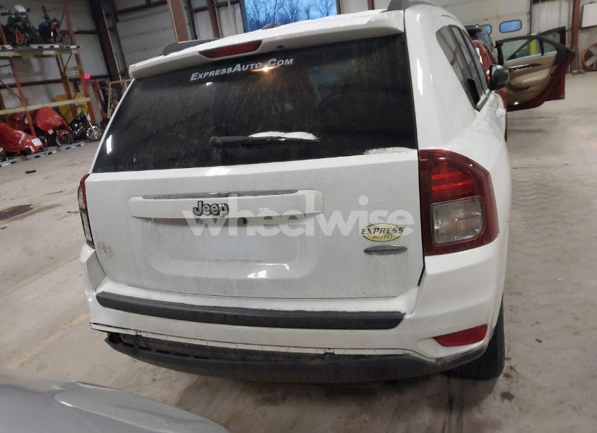 Photo 16 of 2017 Jeep Compass LATITUDE FWD (VIN 1C4NJCEA1HD116169)