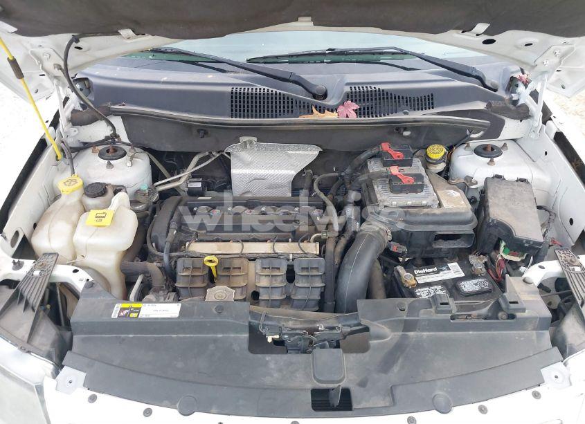 Photo 10 of 2014 Jeep Compass LATITUDE (VIN 1C4NJCEA2ED647943)